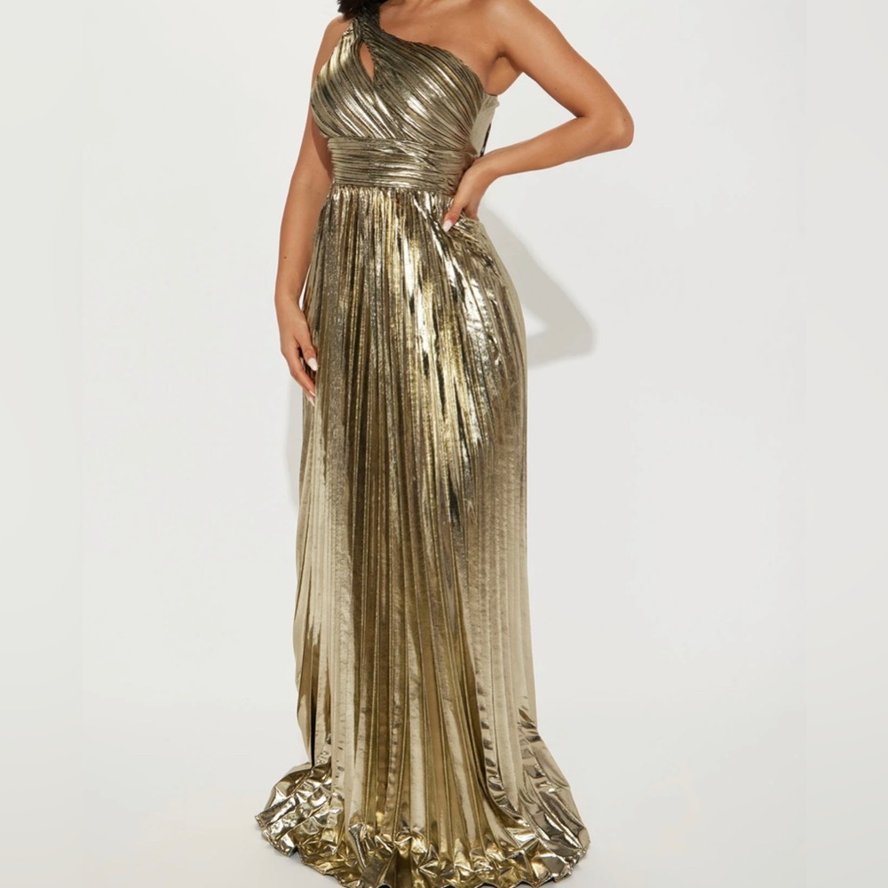 Pleated Metallic Maxi Dress - Gold